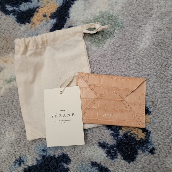 Sezane Accessories - Sezane Olivia Card Holder in Nude Croco NEW